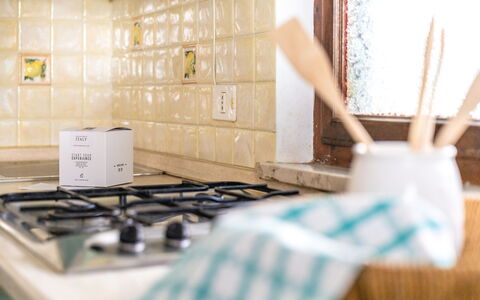 Veranda sul Conero: Cocina, Aparato De Cocina, Estufa De Cocina, Loseta, Mostrador, Estufa, Estufa De Gas, Electrodoméstico, Estufa, Electrodoméstico