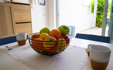 Villa i Gabbiani Otranto: Vajilla, Fruta, Comida, Utensilios Para Servir, Produce, Vajilla, Mueble, Los Alimentos Naturales, Ingrediente