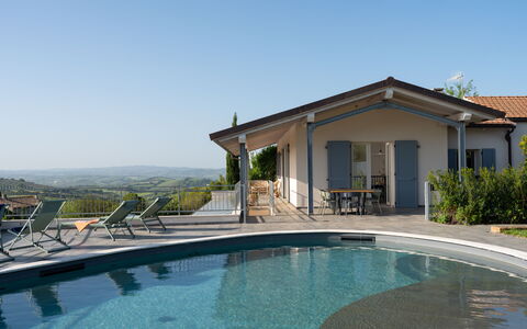 Villa Ombrone: Piscina, Mueble Para Exteriores, Techo, Casa, Material Compuesto, Recurso, Inmuebles, Cabaña, Eco Hotel, Sombra