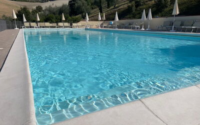 Serafini Holiday Home: Piscina, Mueble Para Exteriores, Material Compuesto, Recurso, Sunlounger, Thermae, Silla, Ciudad De Vacaciones, Eco Hotel, Hotel