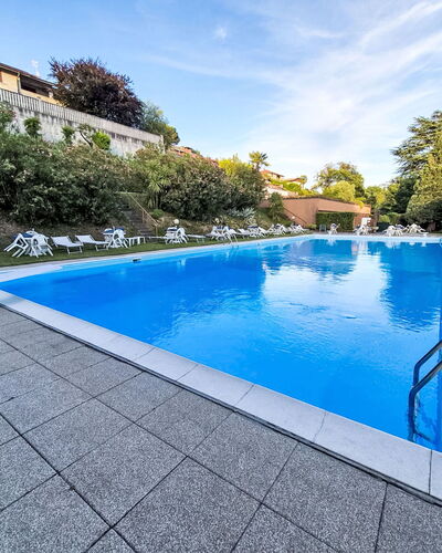 Lake & Pool: Piscina, Ocio, Recurso, Ciudad De Vacaciones, Mueble Para Exteriores, Hotel, Thermae, Eco Hotel, Centro De Ocio