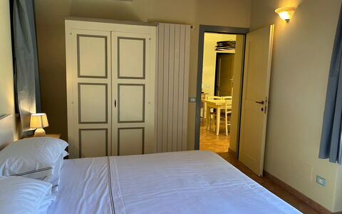 Casa Stella Serena, Casole D'Elsa, Pool: Mueble, Cama, Diseño De Interiores, Habitación, Suelo, Madera, Piso, Sábana, Lecho, Habitación