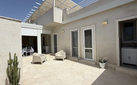 Casa Amare: Mueble Para Exteriores, Silla, Departamento, Sombra, Patio, Patio, Hormigón, Balcón, Diseño, Planta De Casa