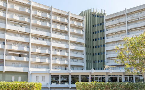 Suite Riviera: Edificio, Tiempo De Día, Departamento, Ciudad, Área Urbana, Fachada, Edificio Comercial, Área Metropolitana, Arquitectura
