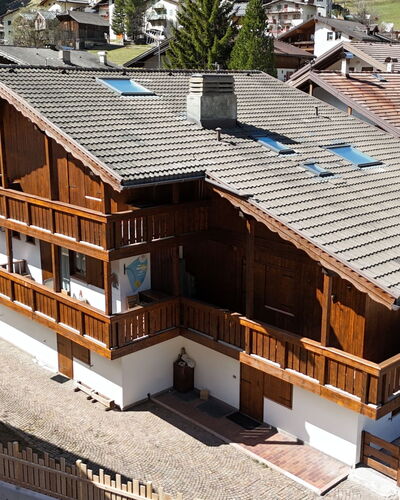 Casa Arnica: Piscina, Hotel, Balcón
