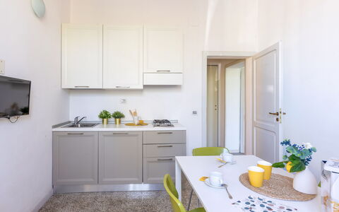Casale Oleandro Marino: Diseño De Interiores, Mueble, Electrodoméstico, Aparato De Cocina, Cocina, Piso, Mostrador, Casa, Habitación, Suelo