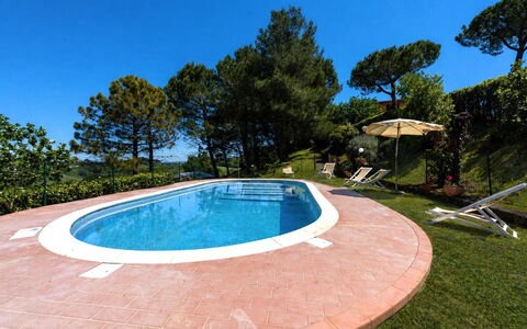 Villa Quintino: Azul, Piscina, Recurso, Jardín, Paisajismo, Sombra, Mueble Para Exteriores, Eco Hotel, Patio Interior, Yarda