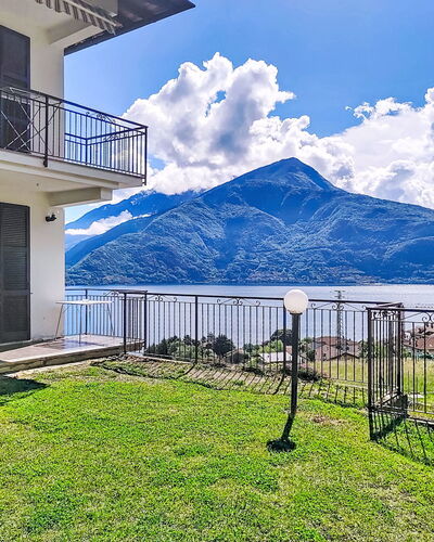 Riflessi del Lario: Piscina, Recurso, Eco Hotel, Sombra, Hotel, Paisajismo, Villa, Ciudad De Vacaciones, Balcón