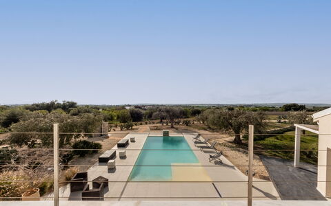 Pizzuta Country House: Piscina, Material Compuesto, Hormigón, Sombra, Inmuebles, Diseño, Recurso, Loseta