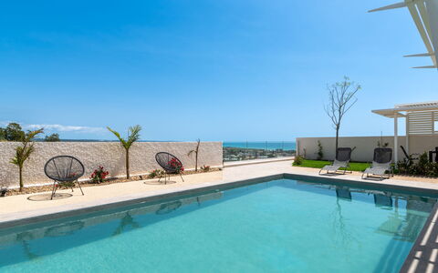 A Casa di Chica: Piscina, Recurso, Mueble Para Exteriores, Sombra, Hotel, Silla, Eco Hotel, Paisajismo, Sunlounger
