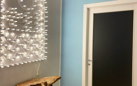 Elementi Luxury Otranto: Diseño De Interiores, Pintar, Silla, Lámpara, Inicio De La Puerta, Yeso, Sala