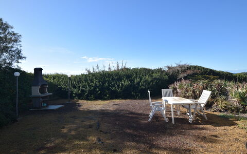 Punta Braccetto Fronte Mare: Arbusto, Jardín, Paisajismo, Patio Interior, Mueble Para Exteriores