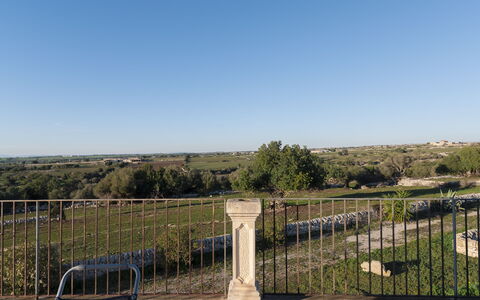 Villa Costa: Cielo, Llanura, Cerca, Pretil, Inicio De Esgrima