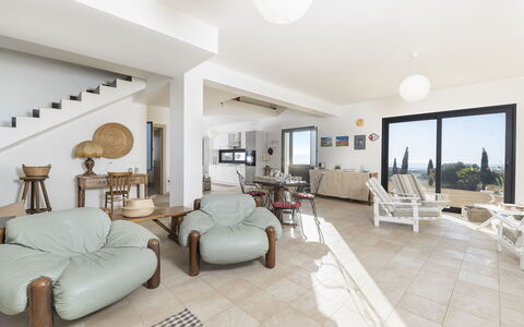 Villa Costa: Mueble, Piso, Suelo, Diseño De Interiores, Mesa, Silla, Techo, Casa, Departamento, Sala