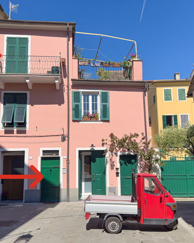 Casa Nanai - Levanto: Barrio, Puerta, Pintar, Balcón
