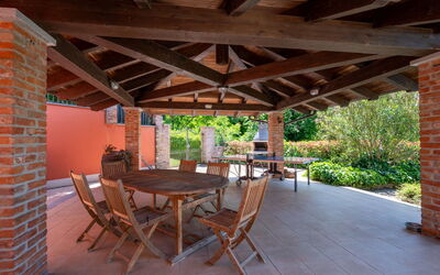Casa Vescovo