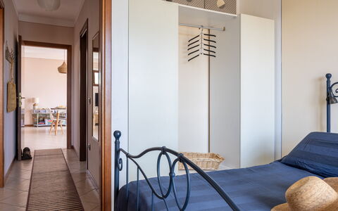 Terrazza sulla Luna, Casciana Terme: Mueble, Diseño De Interiores, Piso, Suelo, Cama, Pared, Habitación, Madera, Habitación, Techo