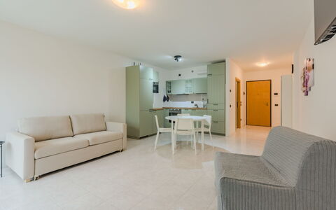 Nala: Piso, Diseño De Interiores, Suelo, Techo, Mueble, Habitación, Departamento, Sofá, Sala