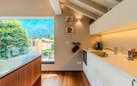 Zani: Diseño De Interiores, Piso, Cocina, Madera, Techo, Mostrador, Suelo, Habitación, Casa, Aparato De Cocina