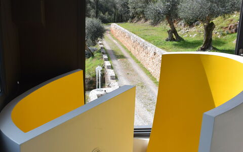 Villetta Farfallina: Amarillo, Arquitectura, Diseño, Propiedad Material, Árbol, Casa, Paisaje, Diseño De Interiores