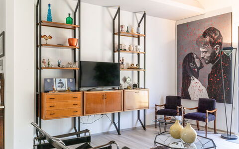 Art&Sea House: Mueble, Diseño De Interiores, Pared, Piso, Suelo, Encendiendo, Marco, Habitación, Sala, Casa