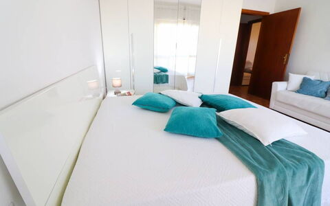 Casa Aurora a Otranto: Mueble, Diseño De Interiores, Cama, Piso, Suelo, Habitación, Habitación, Textil, Linos, Casa