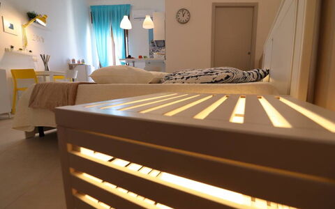Casa Maya a Otranto: Mueble, Diseño De Interiores, Cama, Suelo, Piso, Habitación, Madera, Habitación, Encendiendo, Techo