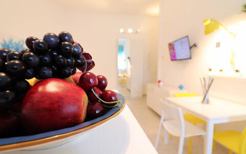 Casa Maya a Otranto: Diseño De Interiores, Mueble, Piso, Habitación, Suelo, Techo, Silla, Planta De Casa, Pintar, Sala
