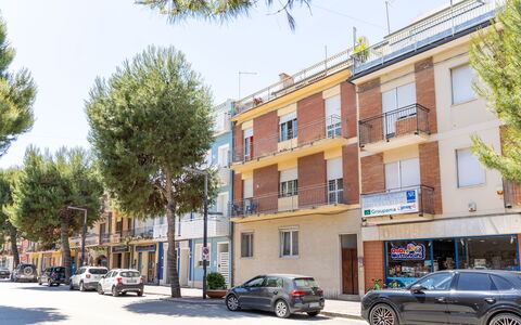 Attico del Corso: Edificio, Ventana, Superficie De La Carretera, By, Área Urbana, Calle, La Carretera, Barrio Residencial, Barrio, Departamento