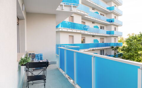 Suite Pineta: Azul, Departamento, Material Compuesto, Balcón, Condominio, Hotel