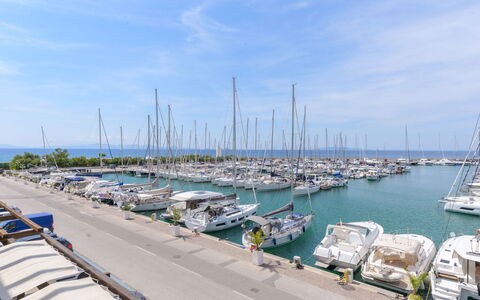 Al Porto: Centro De Deportes Acuáticos, Barco, Watercraft, Puerto, Mar, Mástil, Muelle, Barcos Y Canotaje - Efectos Y Equipo, Puerto