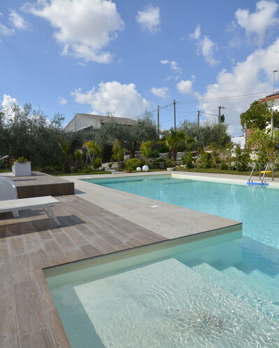La Dimora di Artemide: Piscina, Recurso, Material Compuesto, Jardín, Paisajismo, Fuente De Agua, Sombra, Eco Hotel, Patio Interior, Ocio