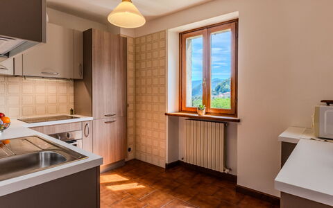 Casa Giamba: Diseño De Interiores, Piso, Cocina, Madera, Techo, Mostrador, Habitación, Gabinetes, Mueble, Aparato De Cocina