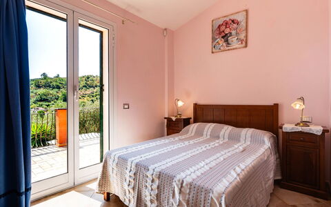 Orto di Silvia: Cama, Habitación, Sábana, Lecho, Diseño De Interiores, Marco De La Cama, Linos, Suelo, Habitación, Casa