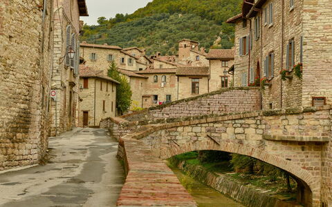 Il Casale al Colle: Pared De Piedra, Enladrillado, Ladrillo, Guijarro, Callejón, Losa, Pasarela