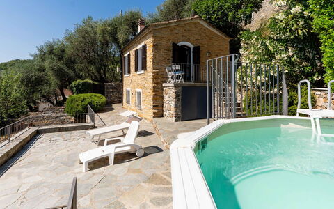 Casetta Pantasina: Piscina, Casa, Casa, Recurso, Cabaña, Inmuebles, Mueble Para Exteriores, Eco Hotel, Villa, Patio Interior