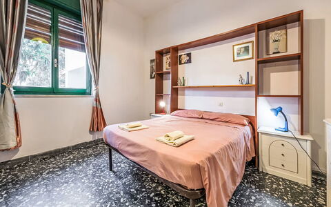 Villetta Luisa: Mueble, Cocina Y Comedor Mesa, Silla, Suelo, Mar, Balcón, Oceano, Recurso, Eco Hotel, Comedor