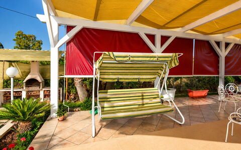 Le Vele della Contea: Mueble, Silla, Mueble Para Exteriores, Sombra, Jardín, Eco Hotel, Estructura Al Aire Libre, Patio Interior, Yarda, Recurso