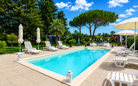 Villa Didymos: Piscina, Recurso, Jardín, Ocio, Eco Hotel, Paisajismo, Sombra, Hotel, Ciudad De Vacaciones
