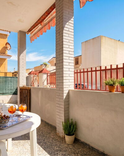 Vela Latina: Diseño De Interiores, Mueble, Madera, Piso, Techo, Suelo, Habitación, Encendiendo, Departamento, Mesa