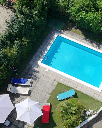 Villa Eva: Piscina, Recurso, Mueble Para Exteriores, Thermae, Ocio, Eco Hotel, Sombra, Hacienda, Paraguas, Silla