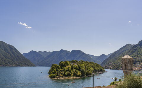 Next Comacina, Lago di Como with Garage: Agua, Accidentes Geográficos Montañosas, Cuerpo De Agua, Montaña, Los Recursos Hídricos, Colina, Tierras Altas, Costeras Y Los Accidentes Geográficos Oceánico, Corriente De Agua, Camino Acuático