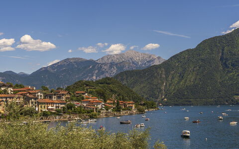 Next Comacina, Lago di Como with Garage: Montaña, Accidentes Geográficos Montañosas, Agua, Cuerpo De Agua, Colina, Cordillera, Tierras Altas, Hill Station, Costeras Y Los Accidentes Geográficos Oceánico, Paisaje