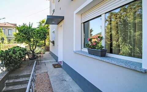 Boscolago: Arquitectura, Casa, Hormigón, Sombra, Cubiertas De Ventanas, Moldura, Diseño, Balcón, Planta De Casa, Pintar