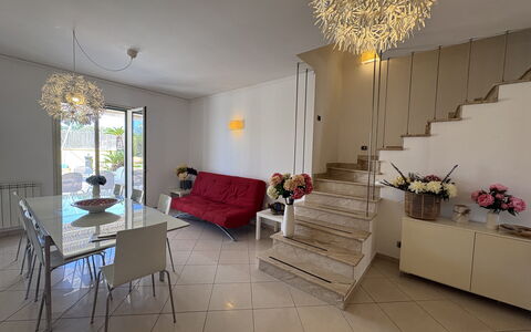 Villa Magda: Diseño De Interiores, Piso, Mueble, Suelo, Madera, Techo, Habitación, Encendiendo, Sala, Casa