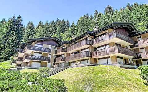 Presanella: Casa, Inmuebles, Balcón, Villa, Hotel, Eco Hotel, Familia De Pino