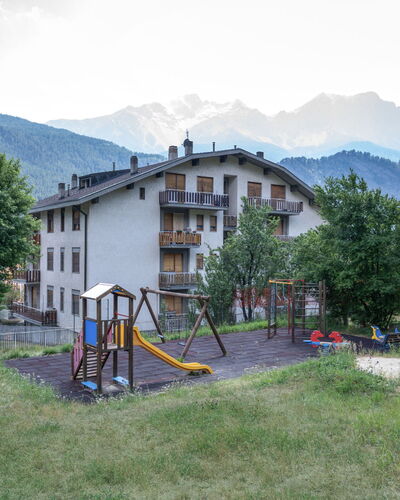 Raggio di Stella: Casa, Barrio Residencial, Casa, Asentamientos Humanos, Cordillera, Hill Station, Valle, Pueblo, Alpes, Cresta