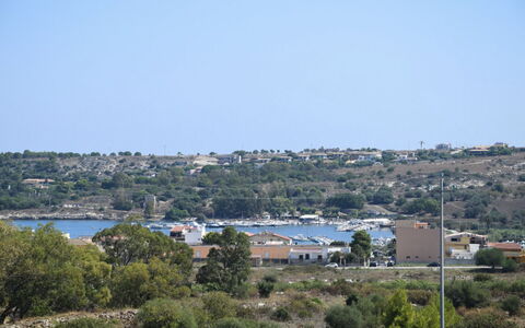 Villa Sara: Cielo, Camino Acuático, Watercraft, Costeras Y Los Accidentes Geográficos Oceánico, Barco, Costa, Barcos Y Canotaje - Efectos Y Equipo, Lago, Centro De Deportes Acuáticos