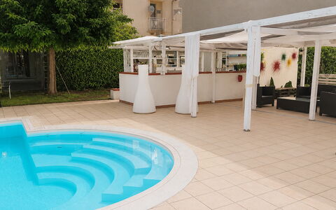 Casa Dafne: Piscina, Recurso, Mueble Para Exteriores, Sombra, Ocio, Silla, Eco Hotel, Estructura Al Aire Libre, Hotel, Planta De Casa