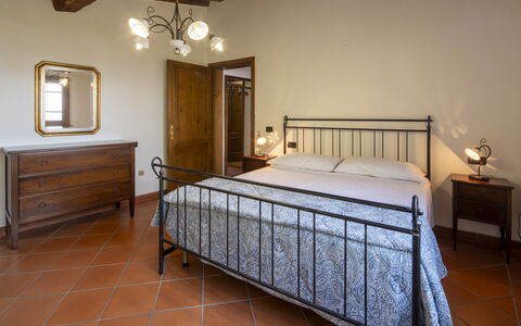 La Casina: Mueble, Diseño De Interiores, Madera, Piso, Suelo, Techo, Habitación, Encendiendo, Cama, Habitación